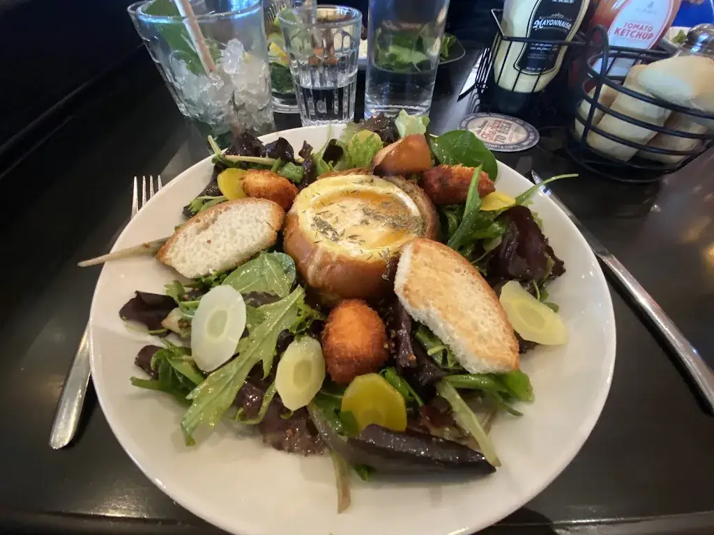 Tommelot_Au Bureau - Pub et Brasserie_Rosny-sous-Bois_recensione