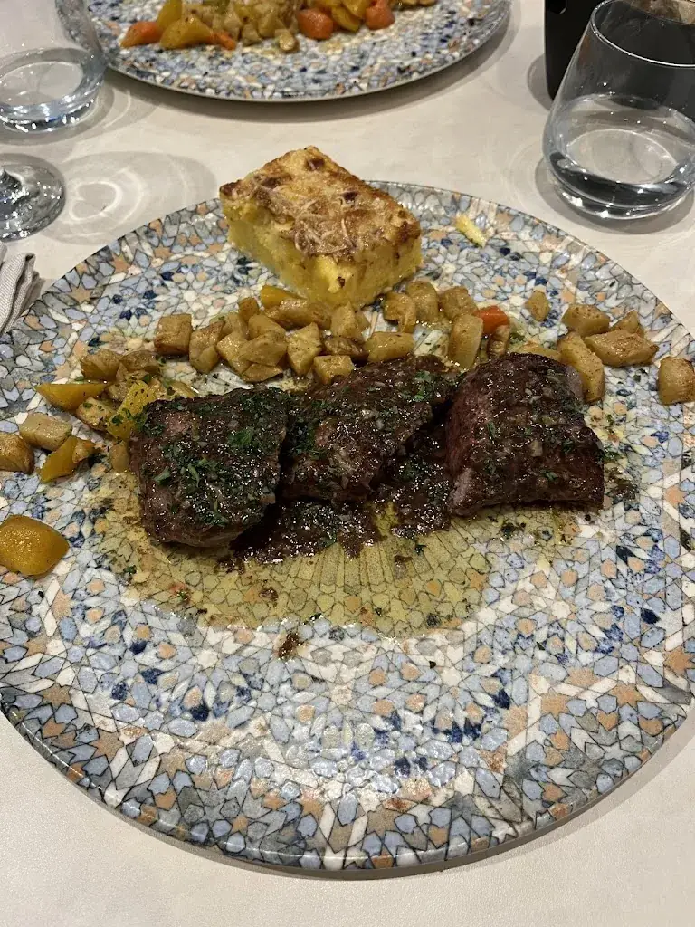 Abigael Nyambura_Restaurant les Marronniers_Thonon-les-Bains_review