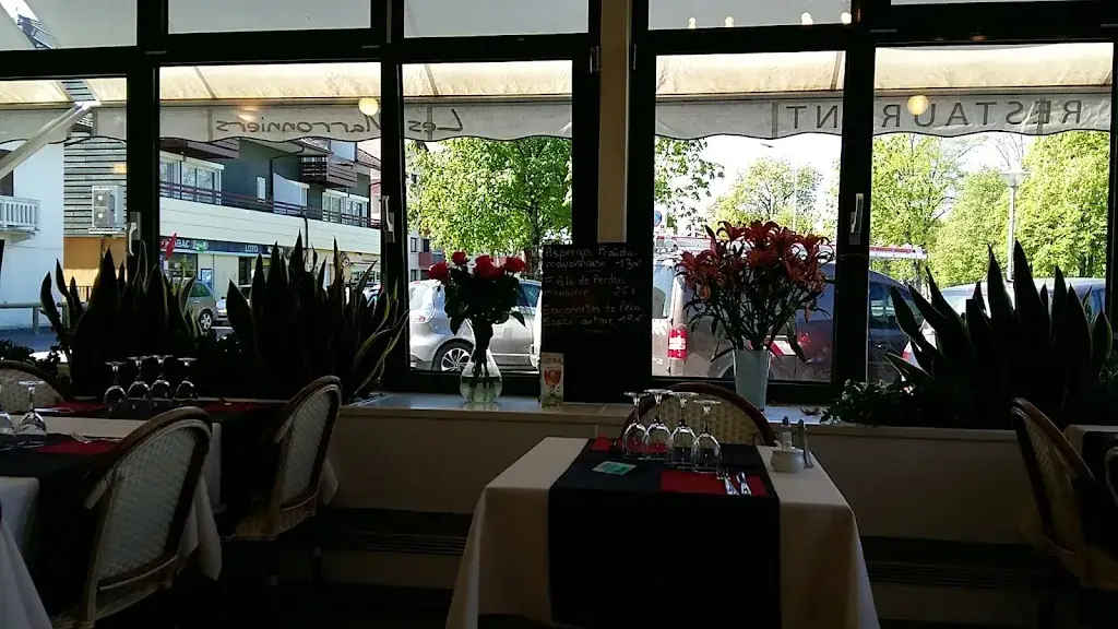 Restaurant les Marronniers restaurant in Thonon-les-Bains