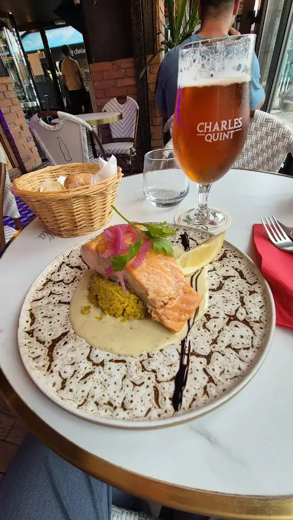 Enrico Tiraboschi_Le choiseul_Montigny-le-Bretonneux_review