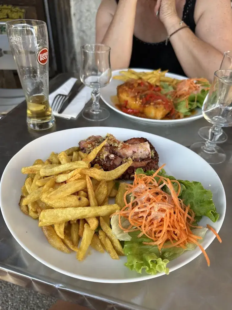 Restaurant Le Grenier Ribeiro Martins_Saint-Nom-la-Bretèche_slider_image_2