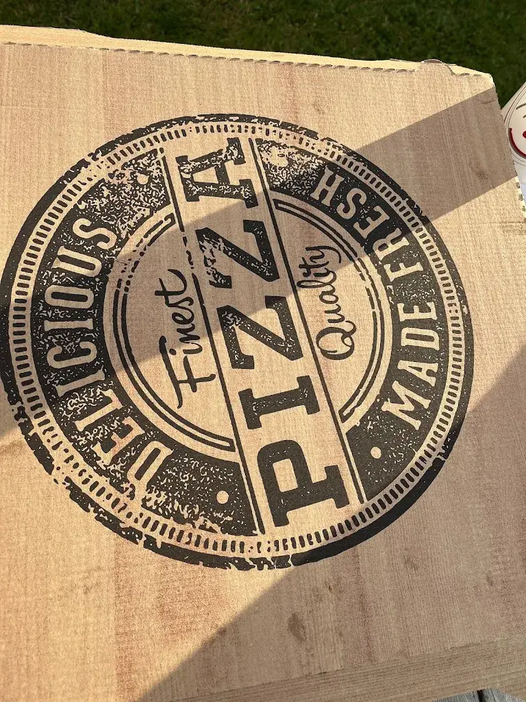 guusje van bolhuis_Pizza Venezia_Saint-Nom-la-Bretèche_review