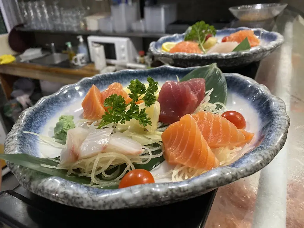 mobin mirmohammadi_Sayuri Sushi_Saint-Nom-la-Bretèche_review