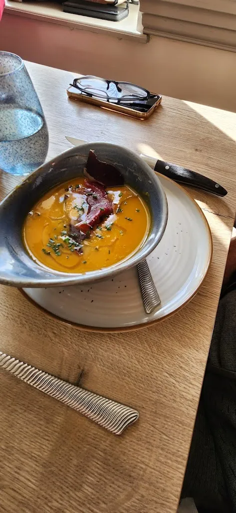 Sam Yu_RESTAURANT Verre Chez Moi_Saint-Prix_avis