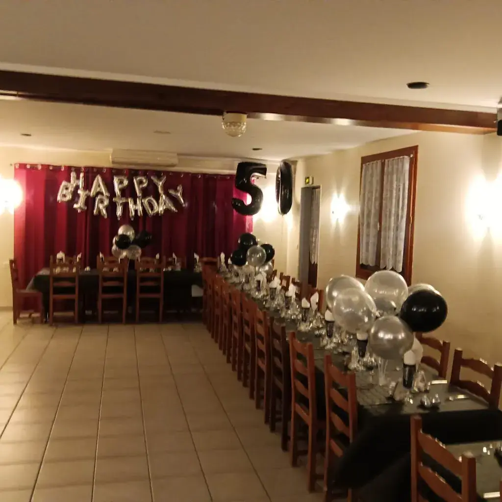 Jade Delozanne_Sas la Mendigote_Saint-Prix_review