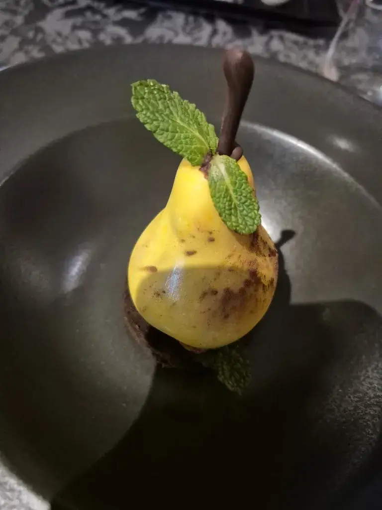 Silvia Janine_Chez Franck et Francine_Saint-Prix_review