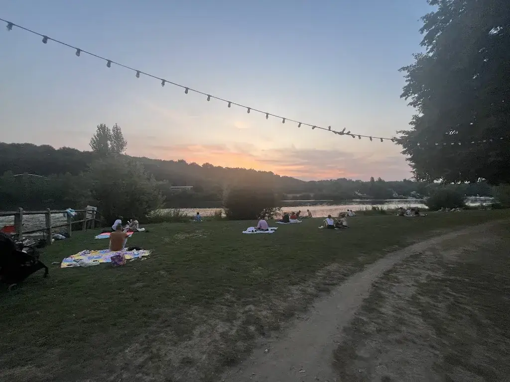 Mee Tui GAN_La Buvette Samoreau_Samoreau_review