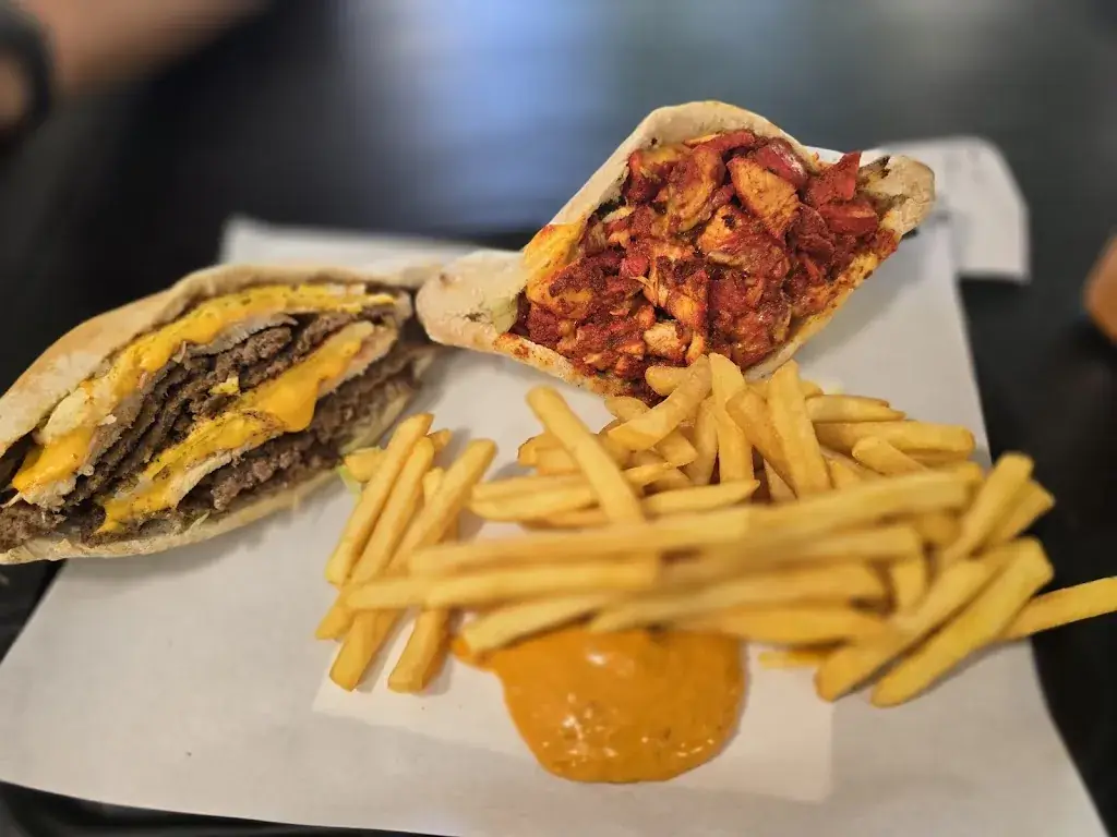 Ilyesse H_Azul_Sarcelles_review