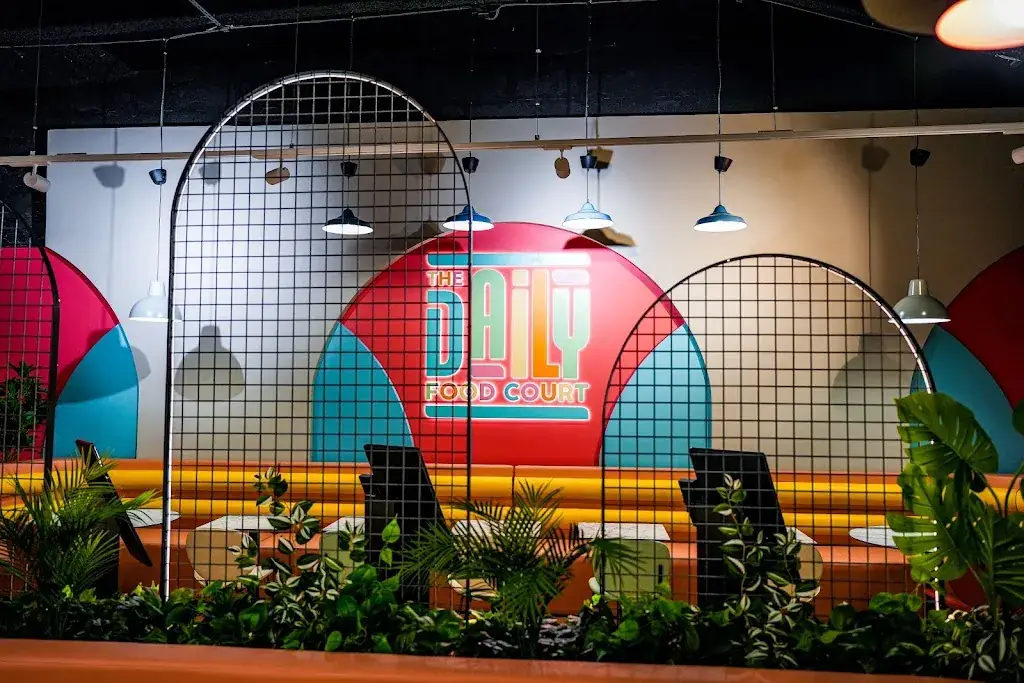 The Daily Food Court restaurante en Sainte-Geneviève-des-Bois