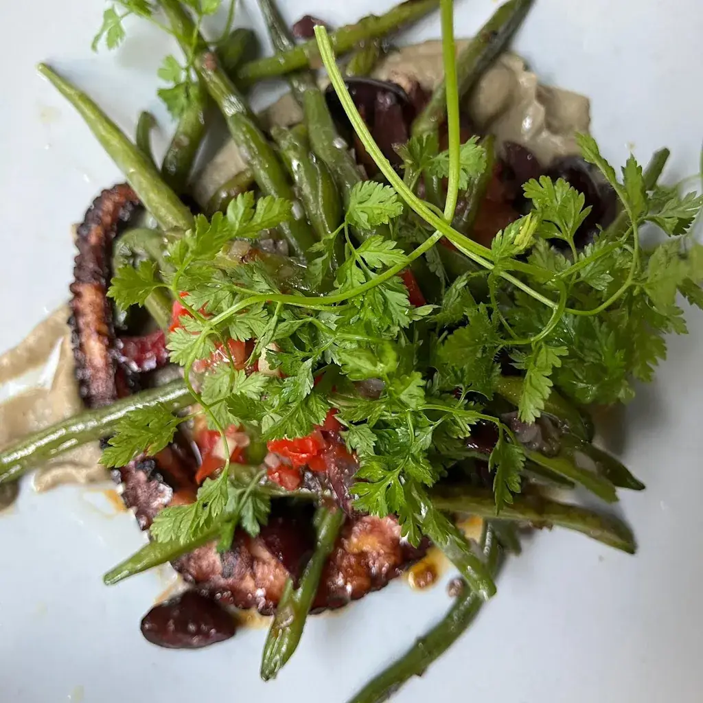 Katarina Mijic_L'Antre-Potes_Sceaux_review