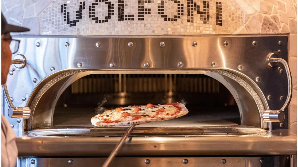 Volfoni Servon restaurant in Servon