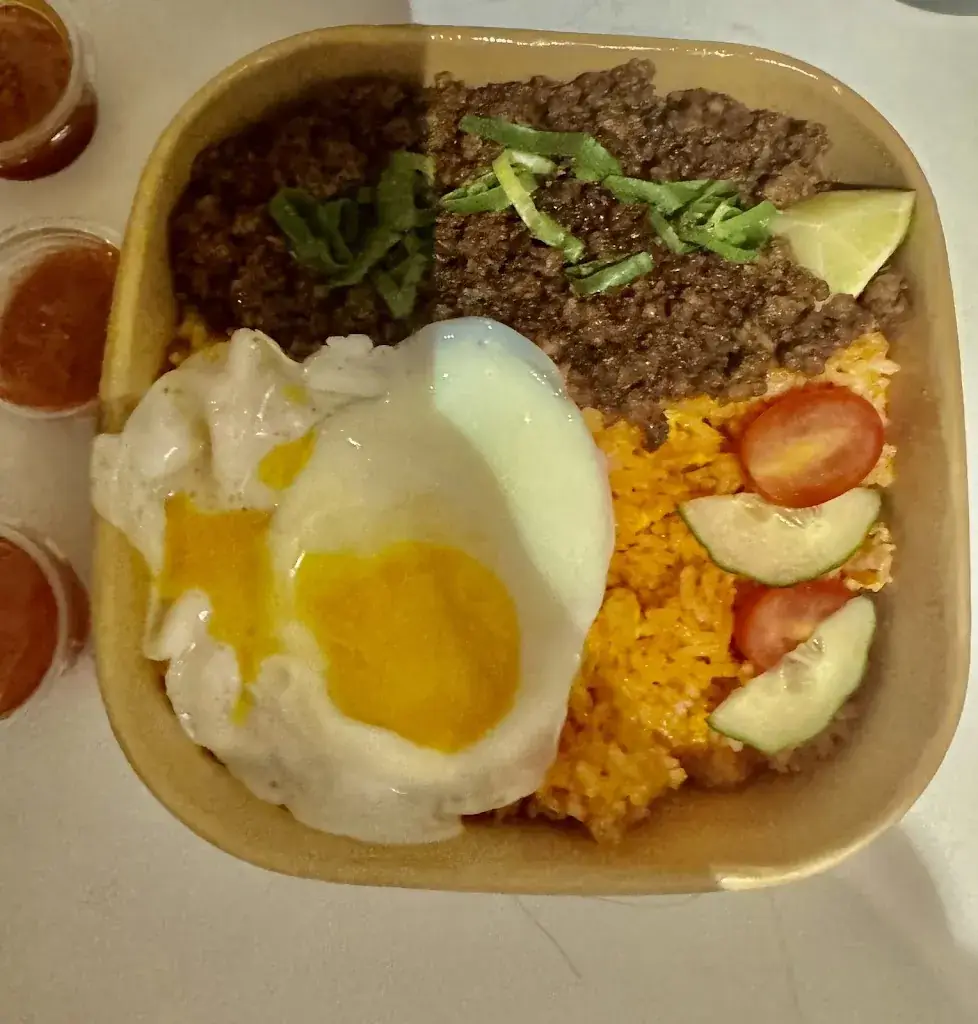 Hayat Bzh_Mā_Sannois_Bewertung