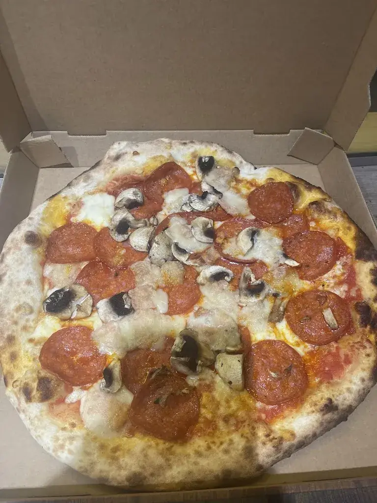 Altin Rrukaj_Casa Mia Pizza Soisy Sur ECOLE_Soisy-sur-École_review