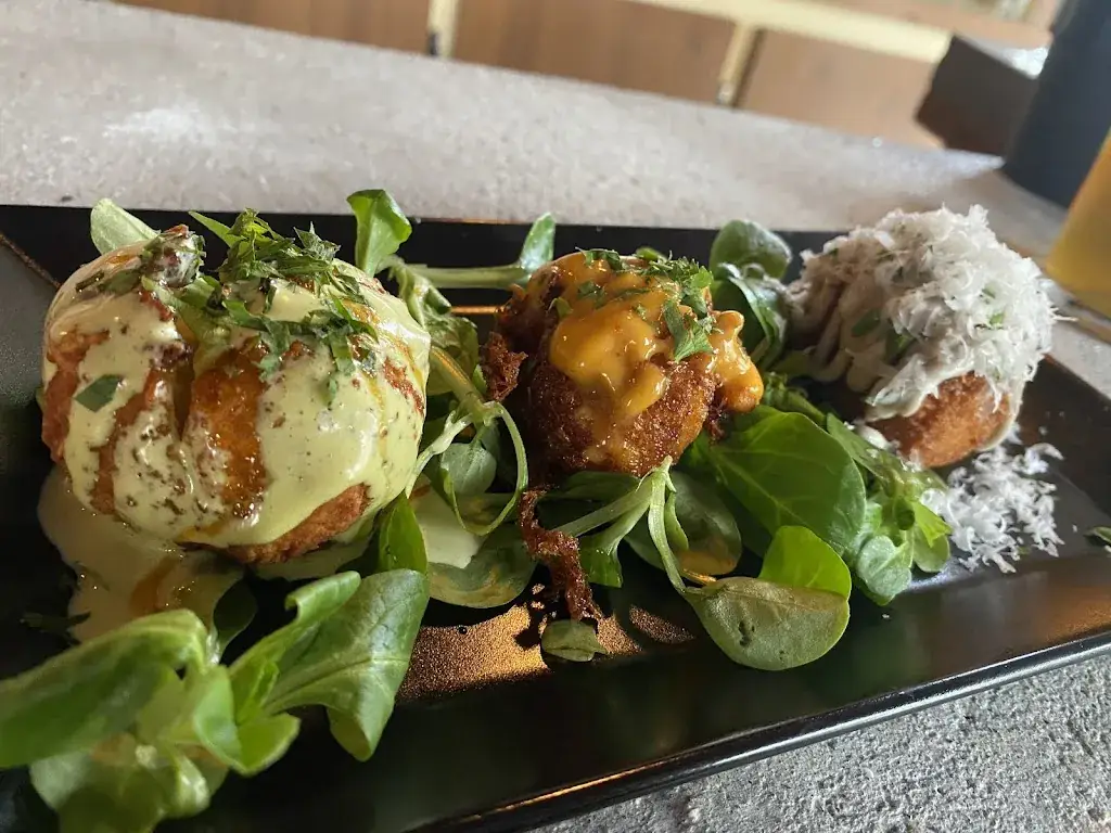 Antoine Pollet_Les copains d’abord_Soisy-sous-Montmorency_review