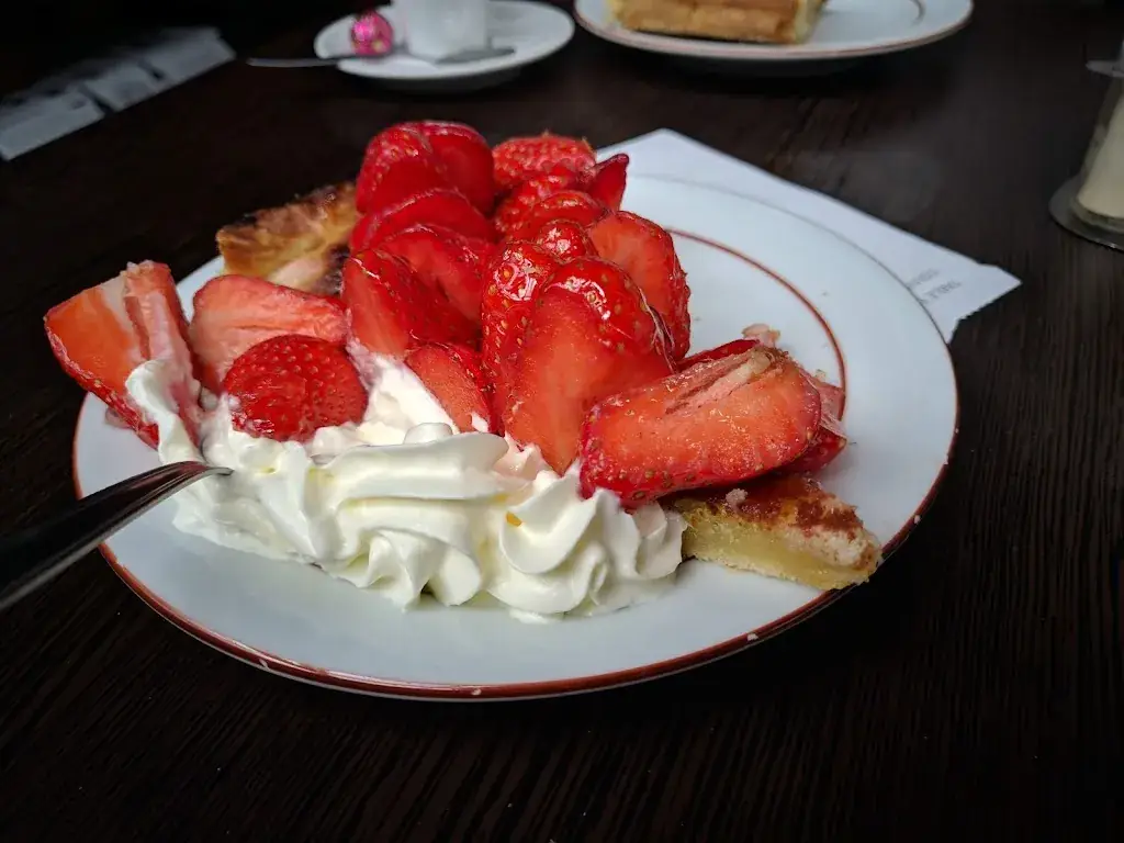 Brasserie Les Marronniers_Sèvres_slider_image_3