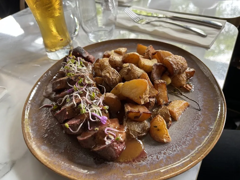 Menü_The Interpreter_Serris_Bild_5