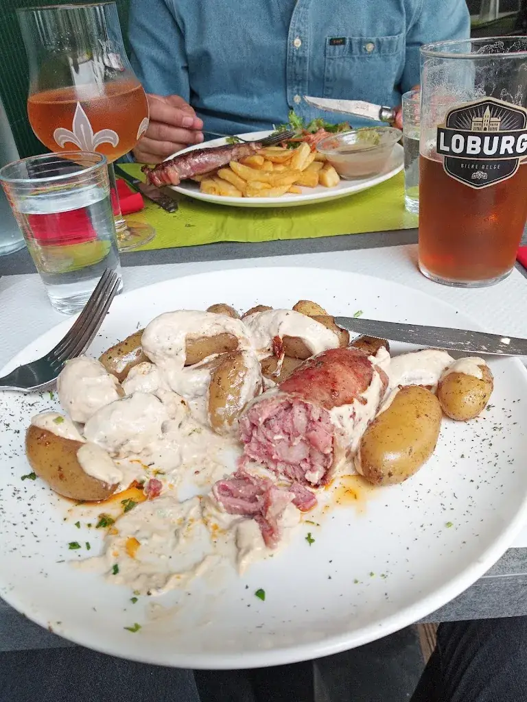 William Keller_Les curieux_Saint-Denis_review