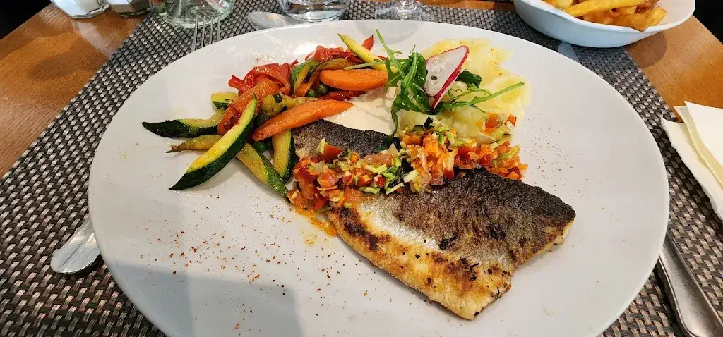 Comme Chez Vous-L Emaillerie_Saint-Denis_slider_image_1