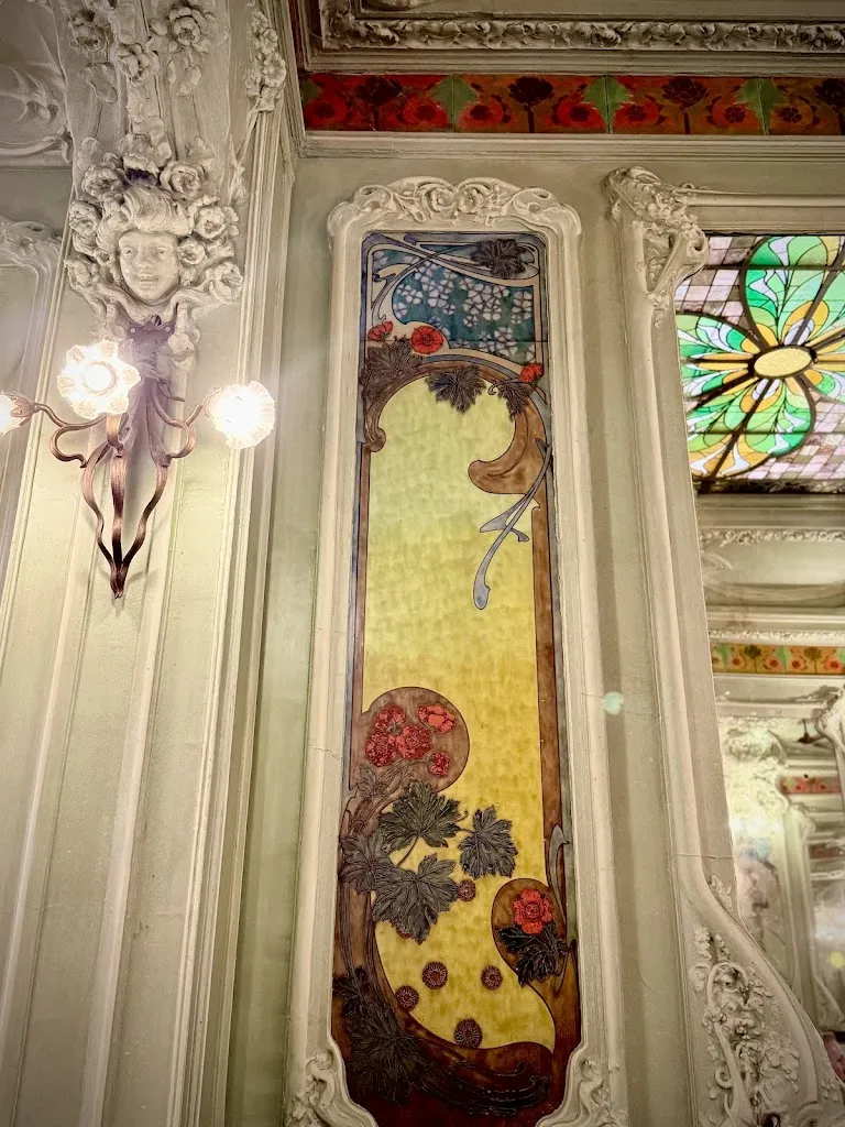 Sorina C. Susnea_Bouillon Julien_Paris_review