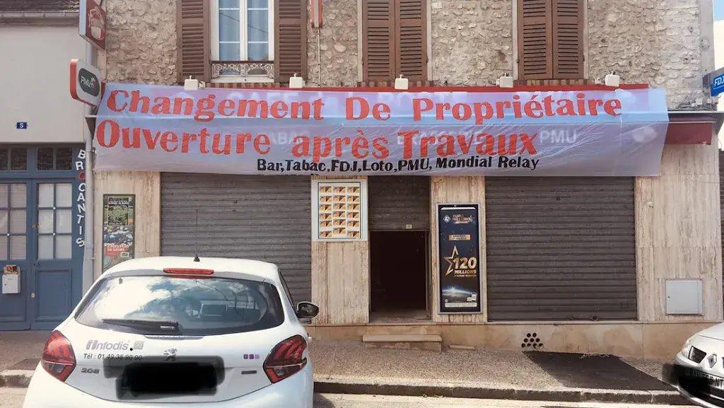 Café de la Poste - Tabac - CBD - - Cigares - Vins - Jeux - Cadeaux - ristorante a Septeuil