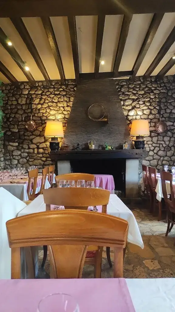 Nelly Thalamy_la jument verte_Montchauvet_review