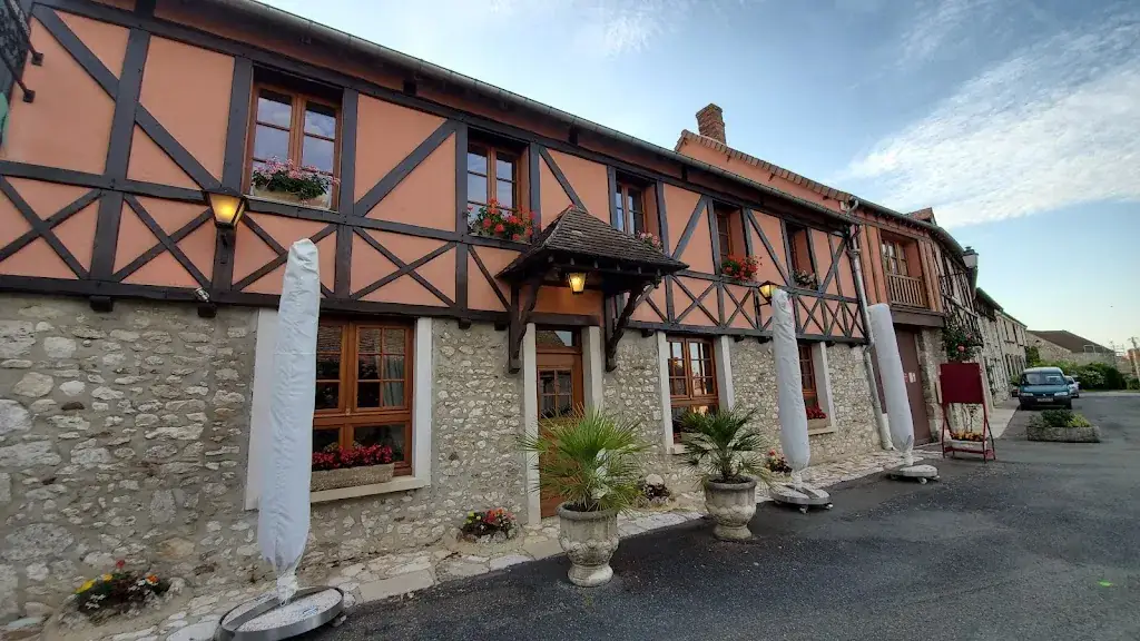 la jument verte_Montchauvet_slider_image_3