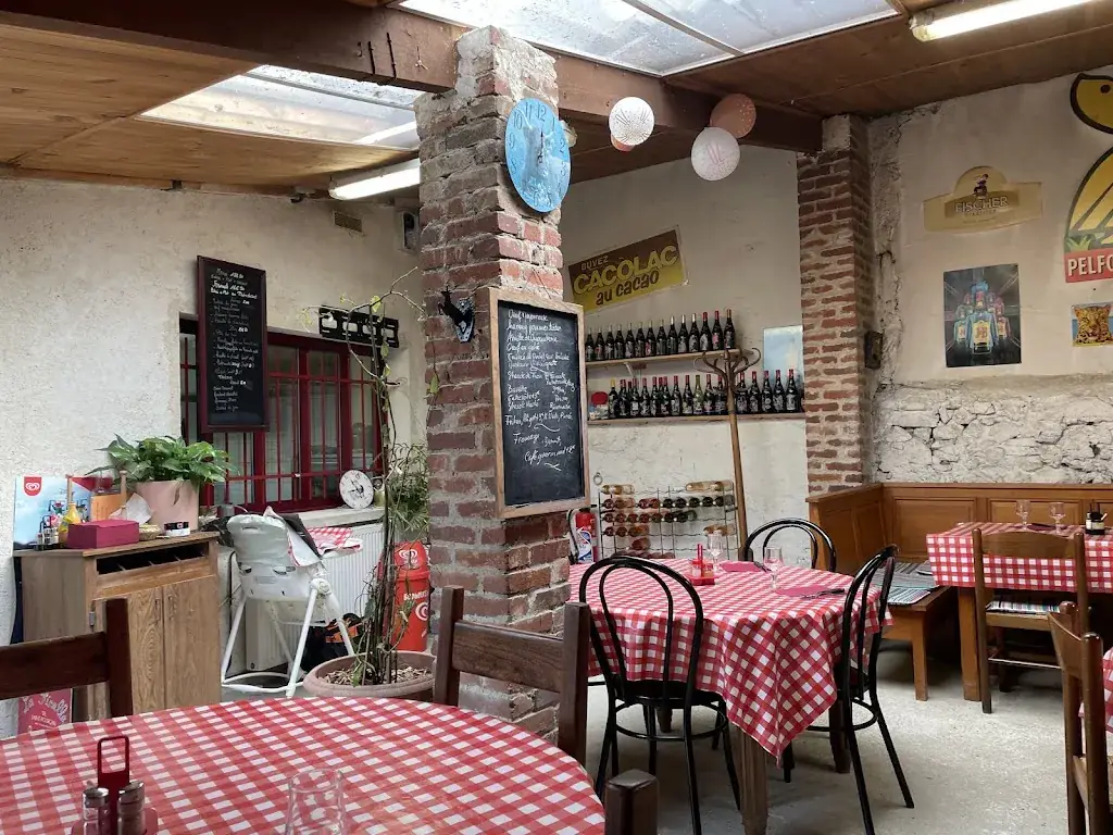 Relais Au Clair de lune restaurant à Orvilliers