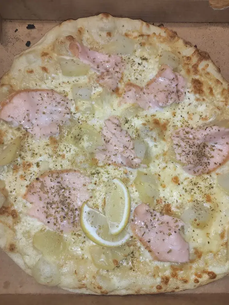 julie Juju_MJ Pizz'_Sourdun_review