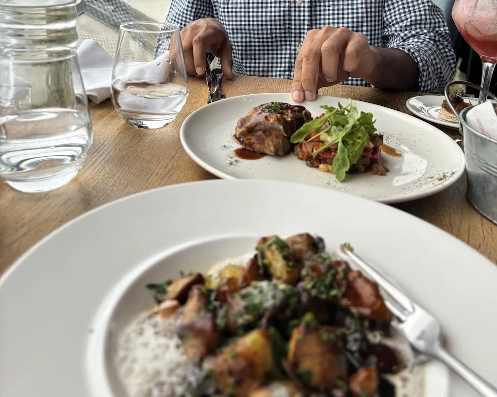 S S_Bistrot Là-Haut_Suresnes_review