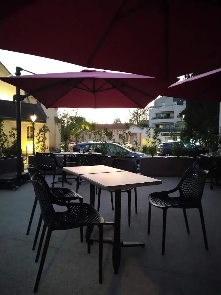 Le Cosy restaurant in Soisy-sur-Seine