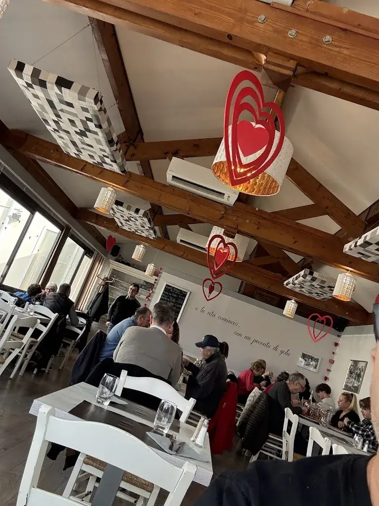 Francis Rebondy_La Sicilia in Bocca_Soisy-sur-Seine_review