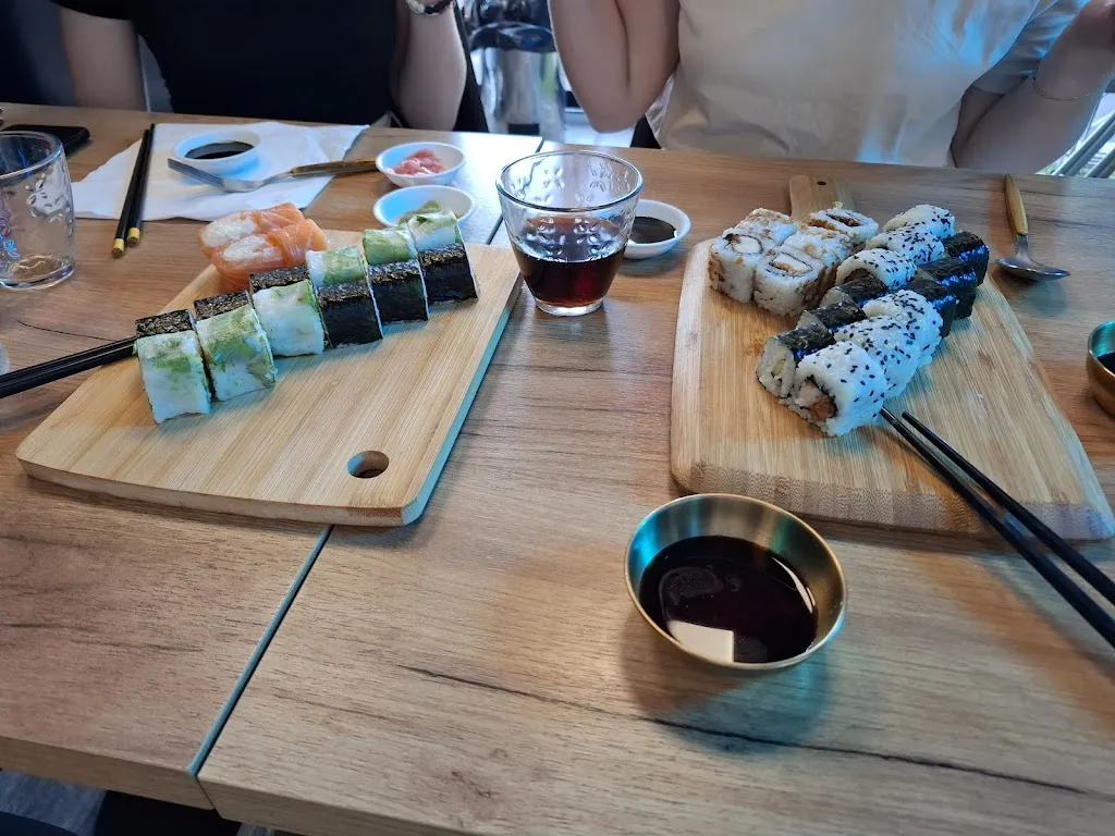 Samuel Opsomer_Lab thai_Survilliers_review