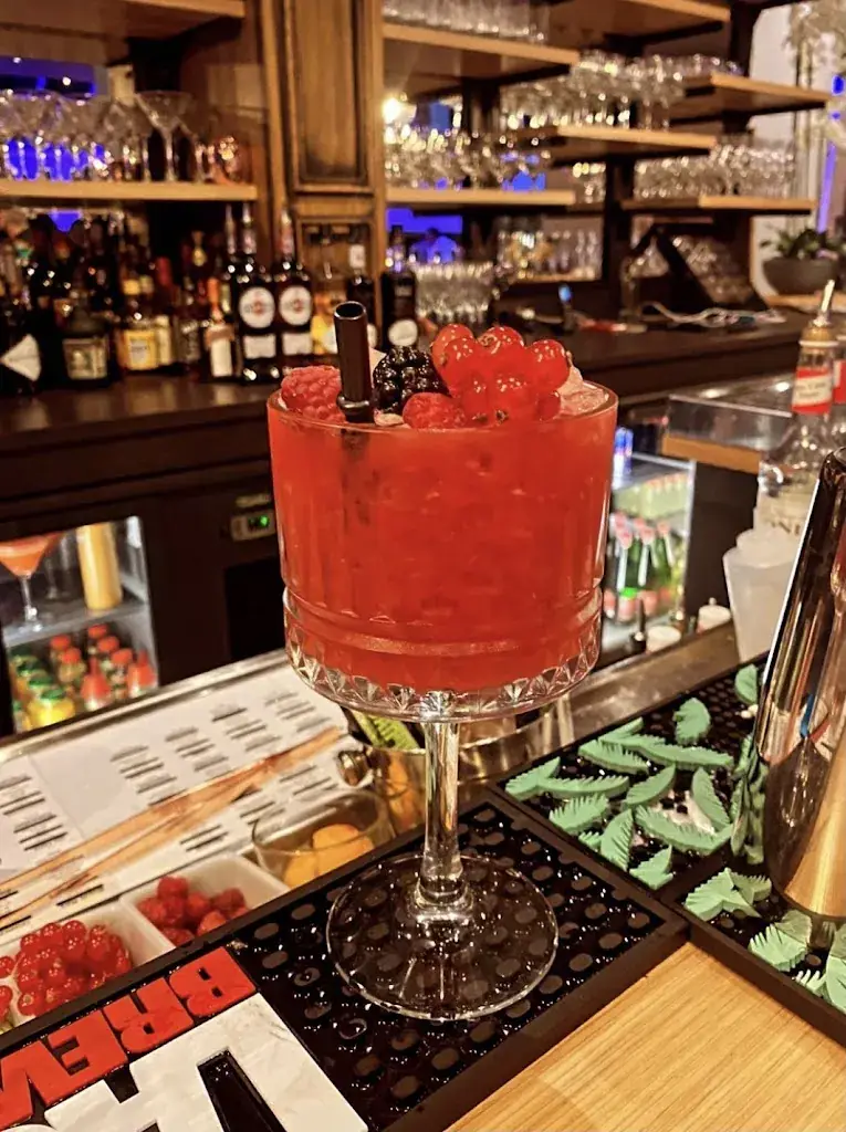 L'Inside restaurant - Portes de Taverny_Taverny_slider_image_2