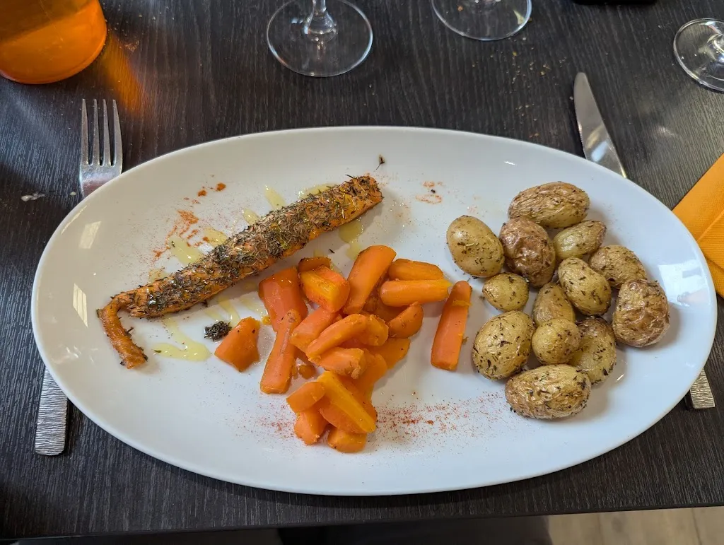 John T_Restaurant Au Petit Grillon_Francheville_review