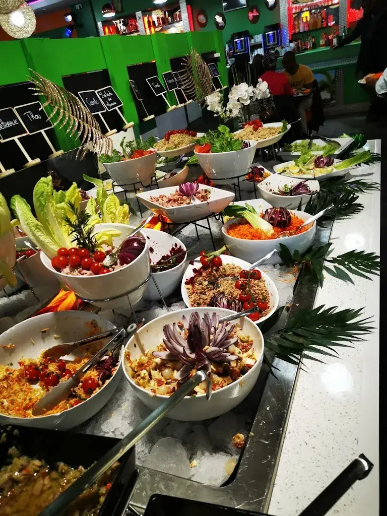 Cyndhia-Linda Bevis_Hibiscus Tropical Restaurant_Savigny-le-Temple_review