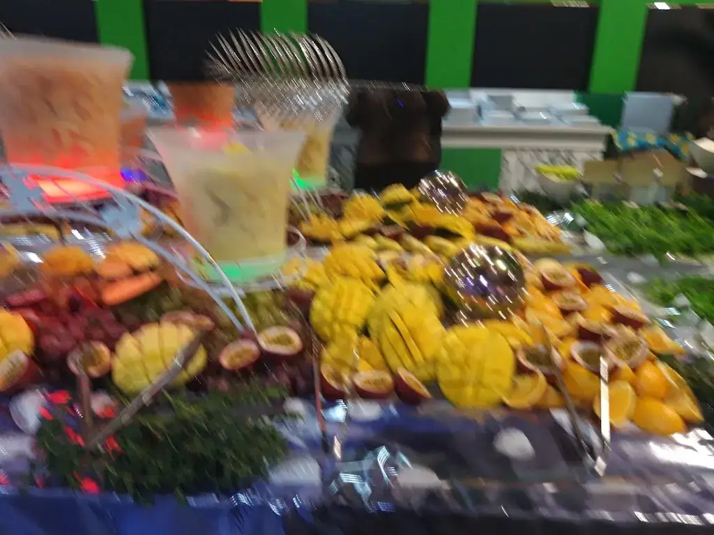 Viviane Naquin_Hibiscus Tropical Restaurant_Savigny-le-Temple_review