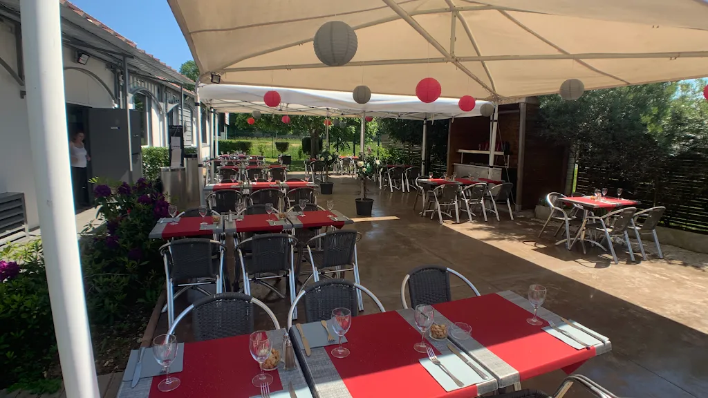 Tout le Monde à Table_Savigny-le-Temple_slider_image_1