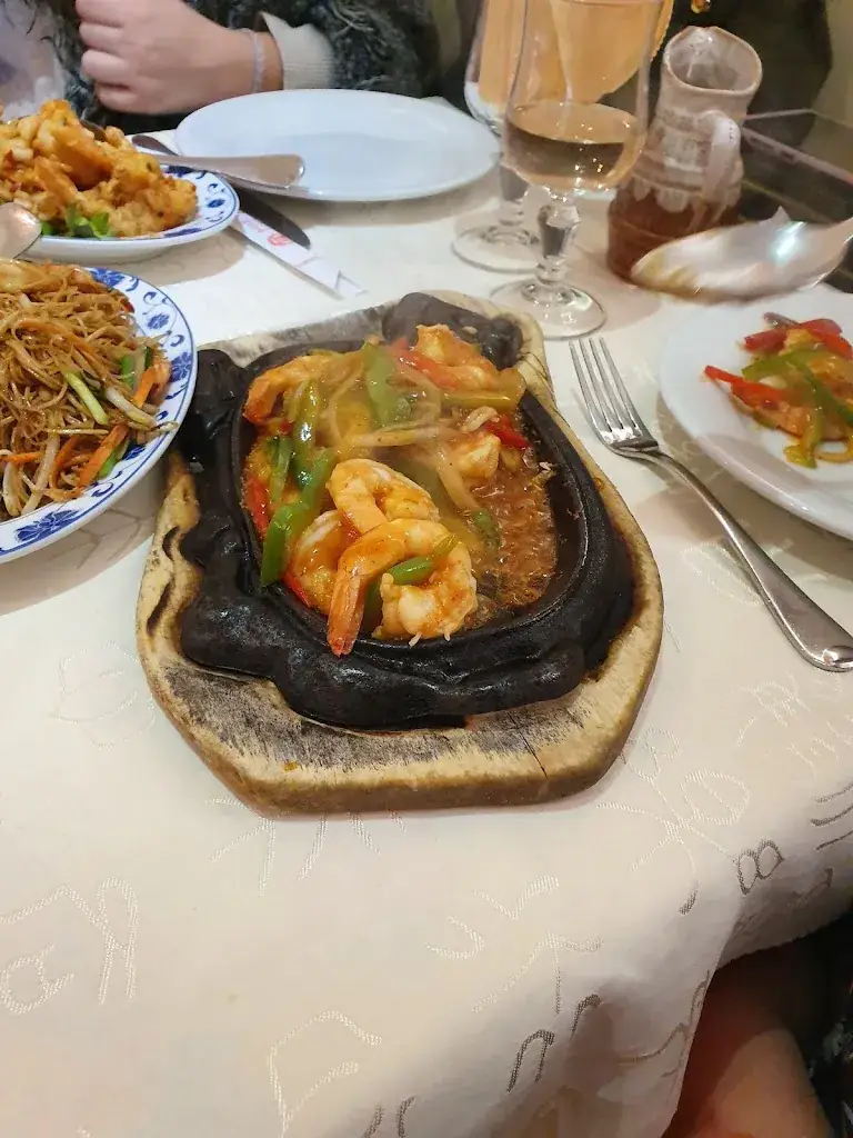 Villa Du Dragon_Savigny-le-Temple_slider_image_3