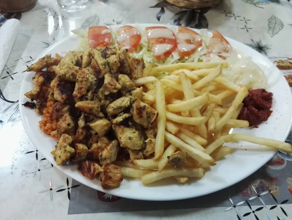 Menü_SARAY_Savigny-le-Temple_Bild_9