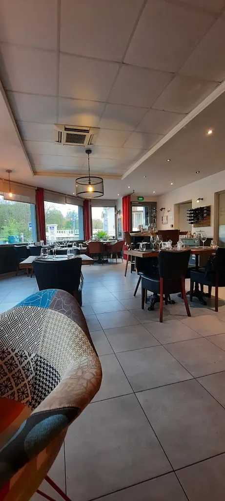 Le Ti Bistro_Cesson_slider_image_3