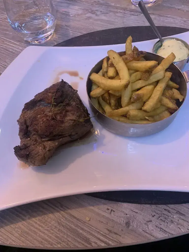 The Unbeatable Squad_Restaurant Chez Charles_Sucy-en-Brie_recensione