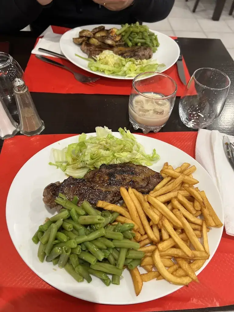 gracia G_Le Coq Portugais_Sucy-en-Brie_review