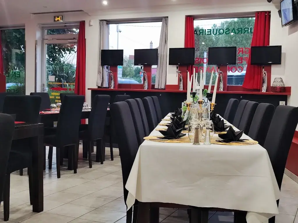 Le Coq Portugais restaurant in Sucy-en-Brie