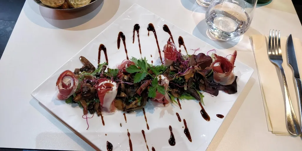 Casa della farfalla_Thiais_slider_image_2