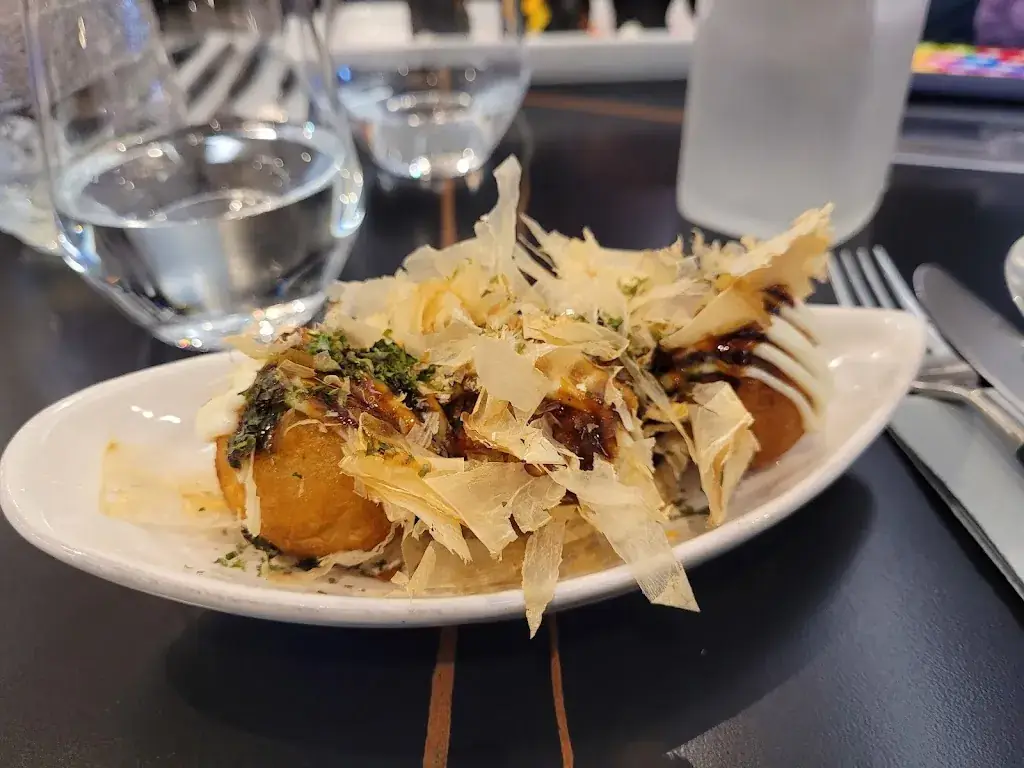 Lea Ser_Maison d'Aki_Thiais_review