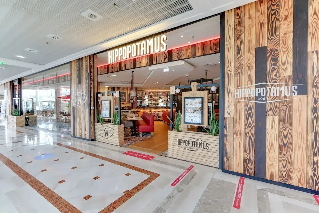 Hippopotamus Steakhouse restaurant in Thiais