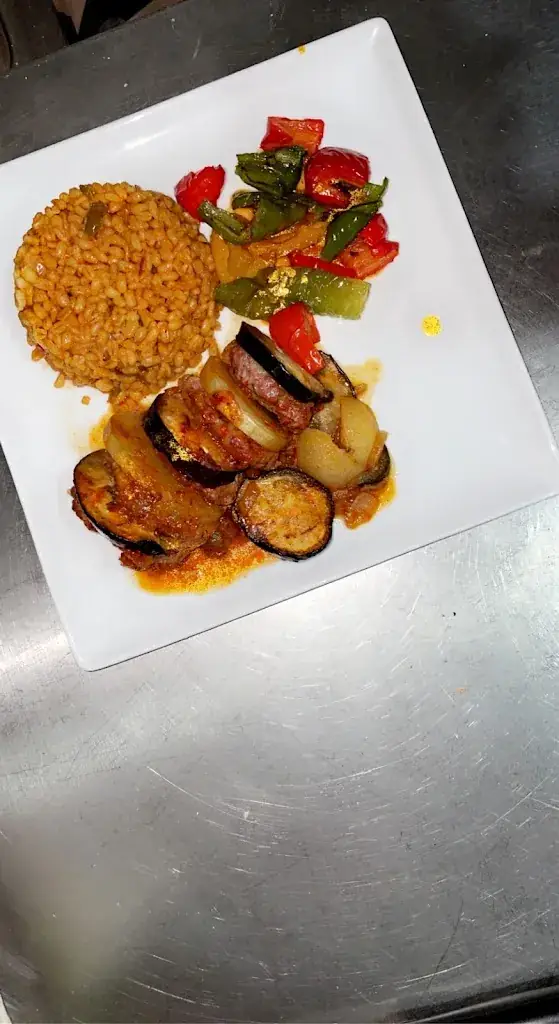 Bayko_Valenton_slider_image_3