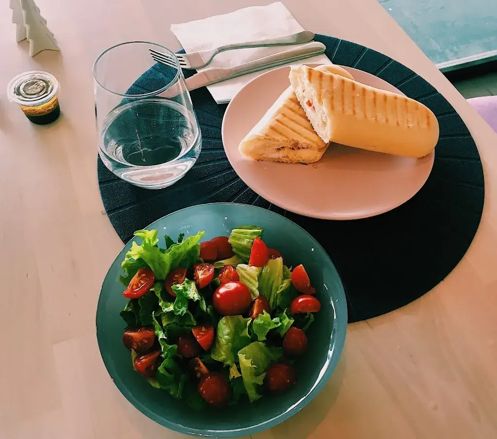 Entre Deux_Valenton_slider_image_3