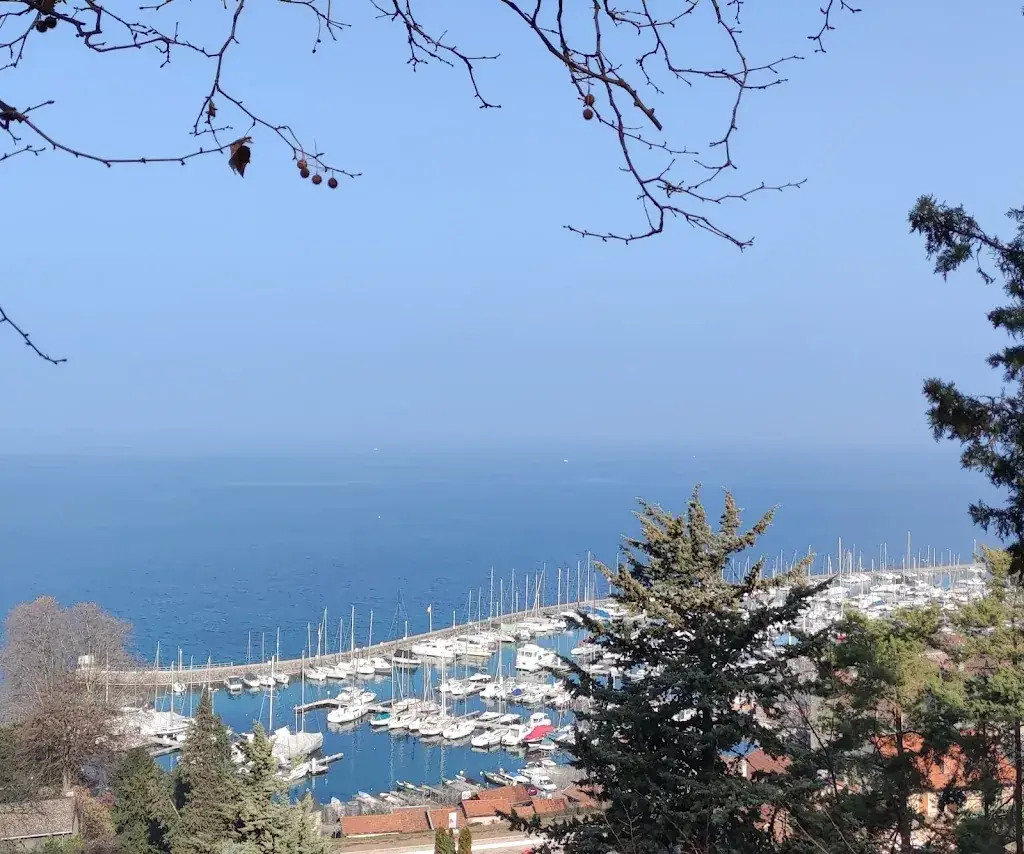 S us Corp restaurant in Thonon-les-Bains