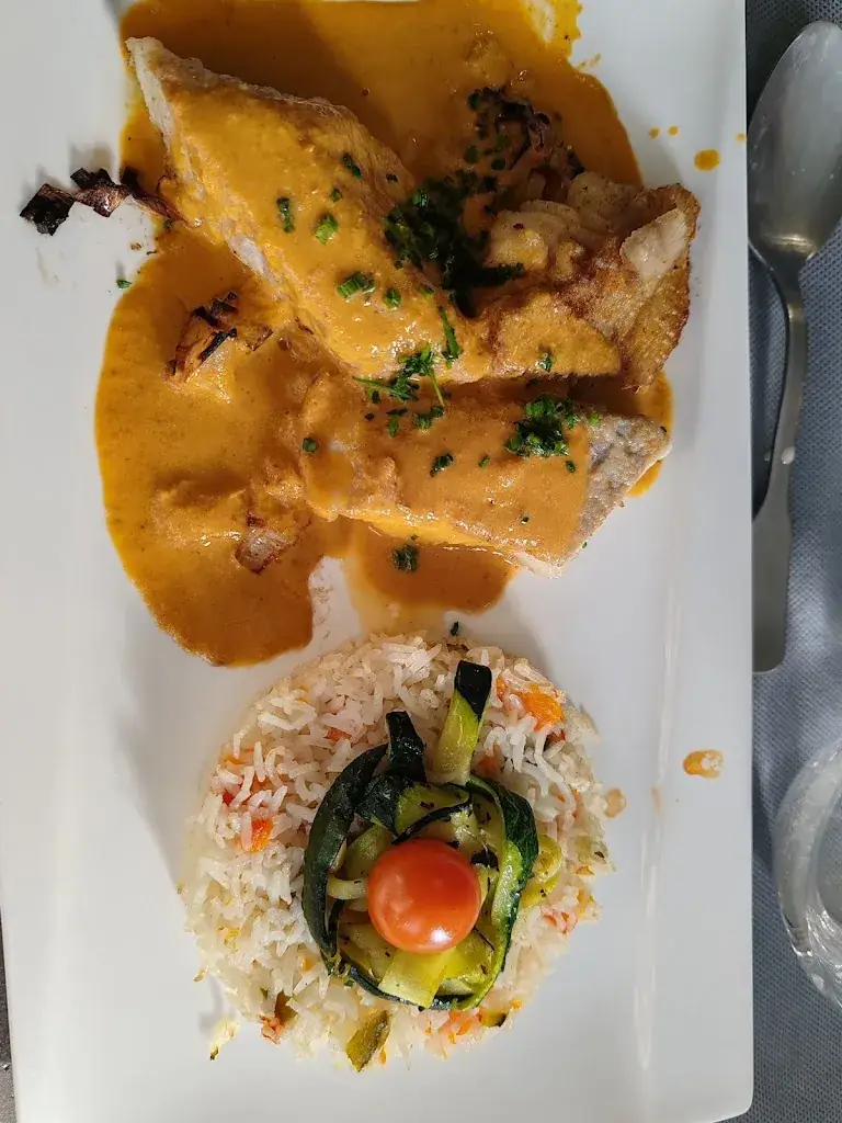 Laetitia Parizel_Le Petit Nain_Varreddes_review